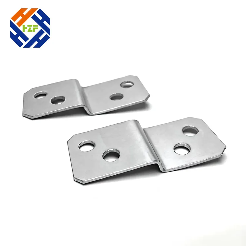 Kllapa këndore metalike në formë Z